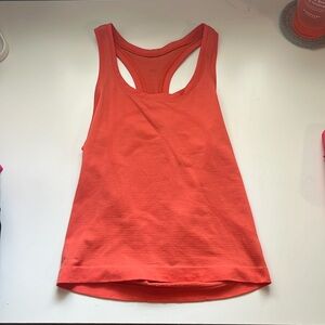 Lululemon orange swiftly tank race length size 2